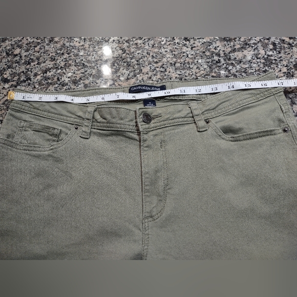 Calvin Klein Jeans Ankle Length Size 12 Sage Green - Picture 7 of 8